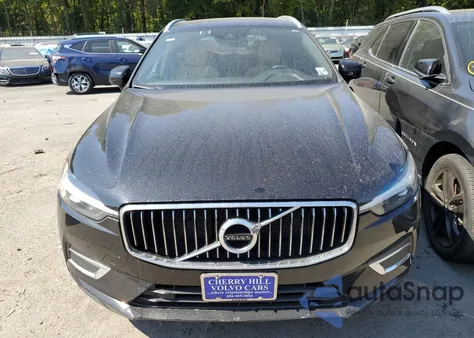 2021 Volvo Xc60 T5 Inscription из США, поврежденный, VIN YV4102RL6M1876016